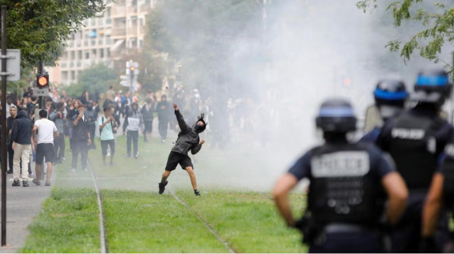 Mobilisation des lycéens en France : la main d’un adolescent de 15 ans arrachée à Lens, l’IGPN saisie