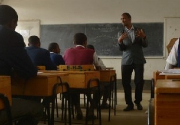 Un enseignant kényan lutte contre l&#039;extrémisme