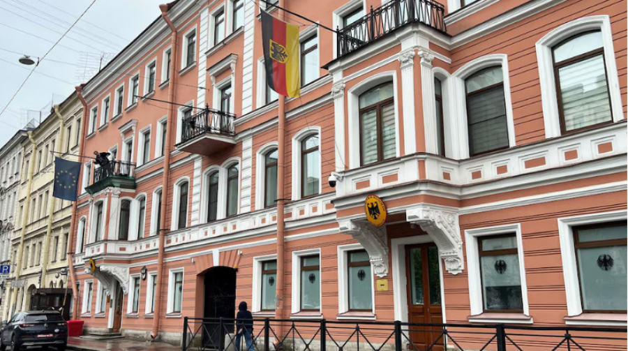 Tensions russo-allemandes : Moscou durcit le ton et ferme le consulat allemand à Saint-Pétersbourg