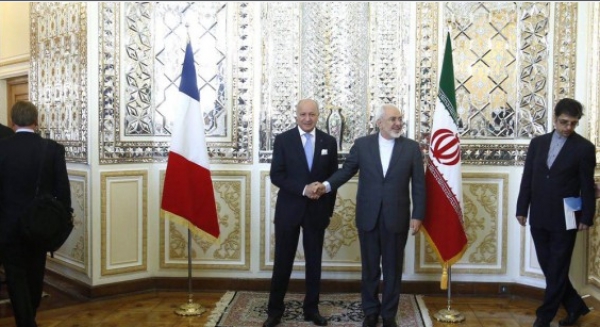 Zarif espère le développement des relations dans différents domaine avec la France