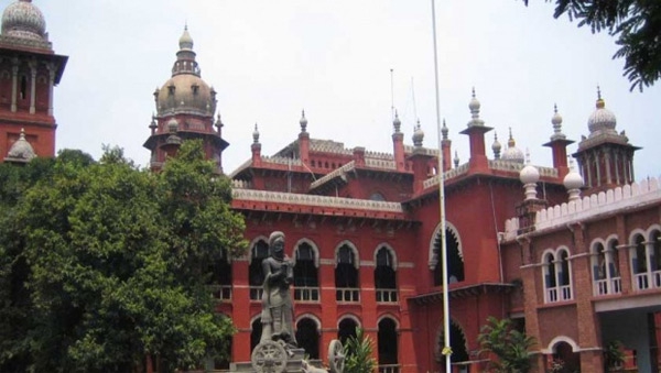 मद्रास हाईकोर्ट के न्यायाधीश, “भारत में पैदा होने पर शर्म आती है।“