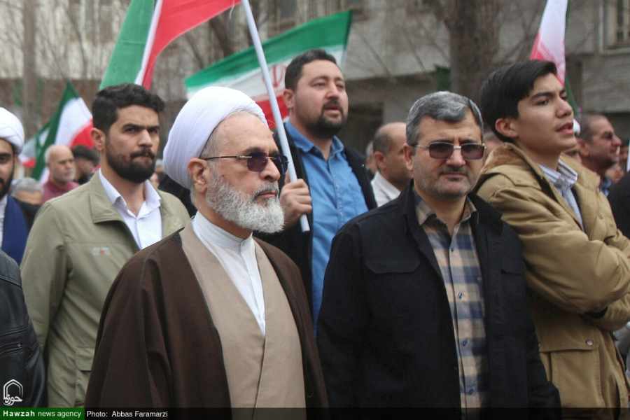 हम अपनी क्रांतिकारी पहचान को कभी कोई नुकसान नहीं होने देंगे।