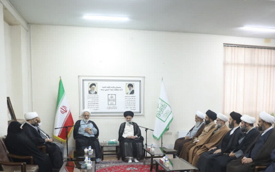 आयतुल्लाह यज़्दी एक क्रांतिकारी और आलिमे रब्बानी थे, आयतुल्लाह काबी