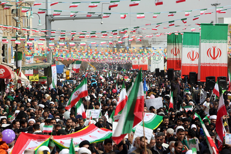 22 बहमन: दुश्मन पहचान, सब्र, समय पर कदम और एकता से संबंधित क़ुरआनी सिद्धांतों का व्यावहारिक प्रतिरूप