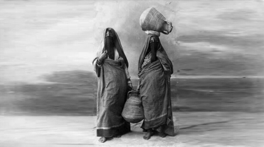 अरब समाज मे महिलाएँ सामाजिक अधिकारो से क्यो महरूम थी?