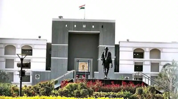 गुजरात हाईकोर्ट ने मुस्लिम वक्फ़ संस्थाओं को कोर्ट फीस में छूट देने से किया इंकार
