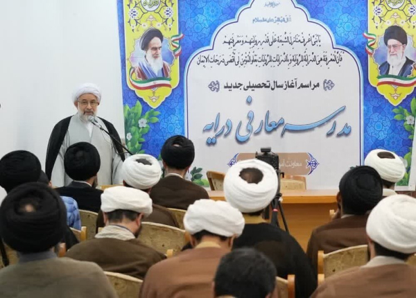 पश्चिम; सांस्कृतिक और मीडिया साधनों के सहारे राष्ट्रों की पहचान मिटाने पर तुला हुआ है