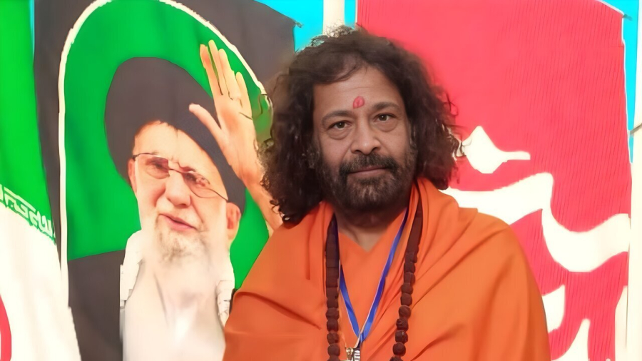 ईरान आज भी दुनिया में आध्यात्मिकता और मानवीय मूल्यों का केंद्र है: हिंदू नेता श्री स्वामी सारंग