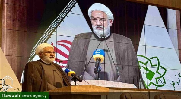 मिर्ज़ा नाईनी फकीह ए मुजाहिद और जदीद शिया सियासी फिक्र के संस्थापक थे