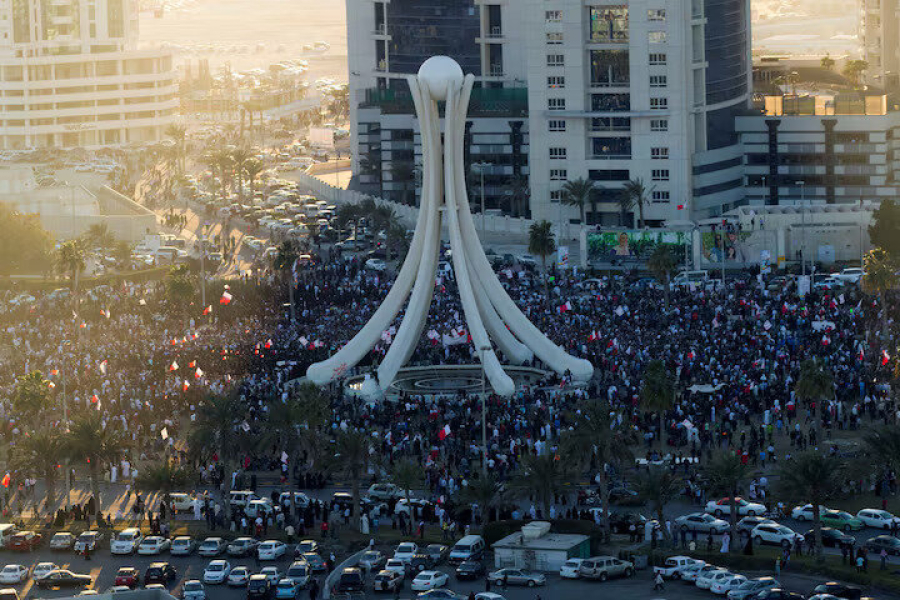 बहरैन में अमेरिका के खिलाफ जनाक्रोश भड़का, सैन्य अड्डे बंद करने की मांग