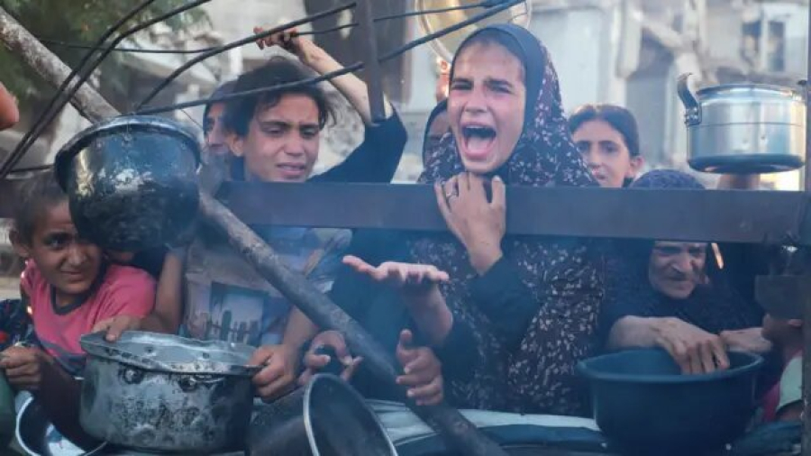 गज़्ज़ा में भूख से 150 बच्चे शहीद