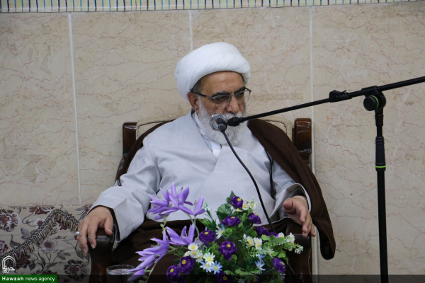 हज़रत सिद्दीक़ा ताहेरा (स.ल.) से मुहब्बत और मुवद्दत अल्लाह तआला की निकटता का साधन है