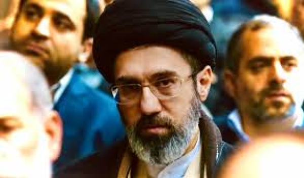 Genç Hamenei'nin dilindeki hendese: Eksen'den Cephe'ye