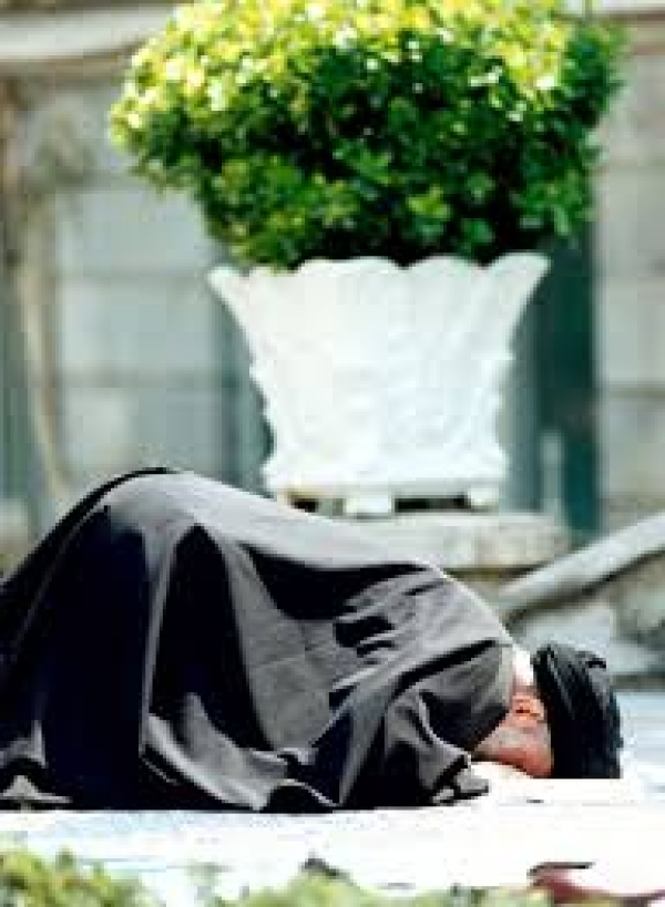 İmam Hamaney’in 25.Ulusal Namaz Zirvesi Mesajı