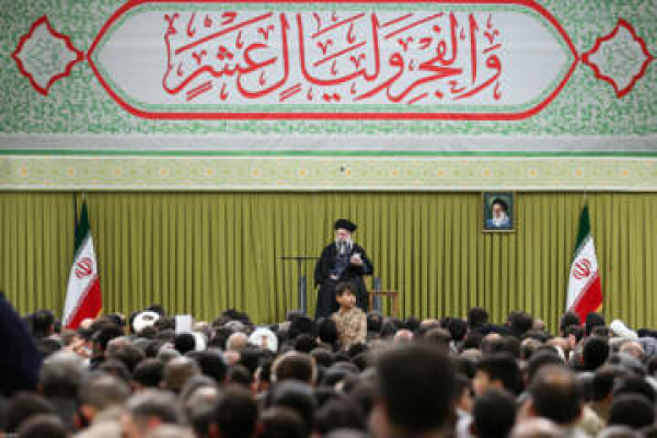 عوام کے مختلف طبقات سے تعلق رکھنے والوں کی رہبر انقلاب اسلامی سے ملاقات(تصویری جھلکیاں)