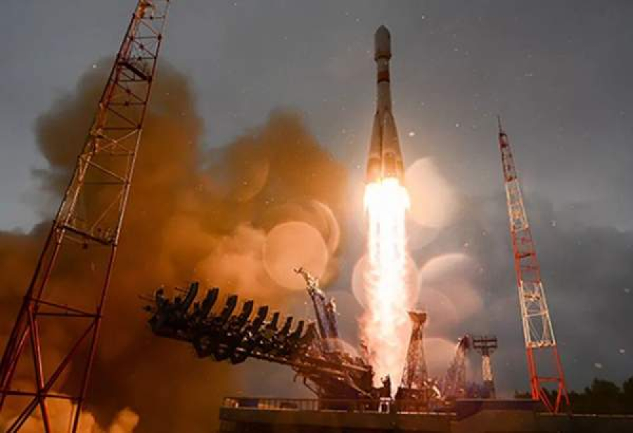 ایران نے اپنے تین سیٹیلائیٹس کو کامیابی سے فضا روانہ کردیئے