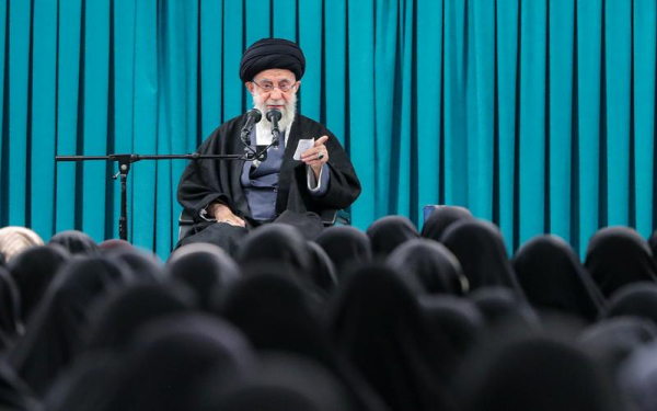 مختلف شعبوں میں سرگرم ممتاز خواتین سے خطاب