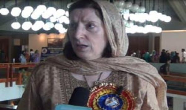 دین کے حدود میں رہ کر خواتین کمالات کے آسمان چھو سکتی ہیں