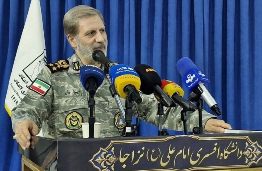 آبنائے ہرمز ایرانی قوم کے حقوق کا لحاظ کیے جانے تک بند رہے گی: میجر جنرل حاتمی